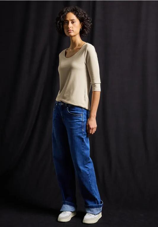 Basic T-Shirt mit 3/4 Arm in Bern - Bild 1