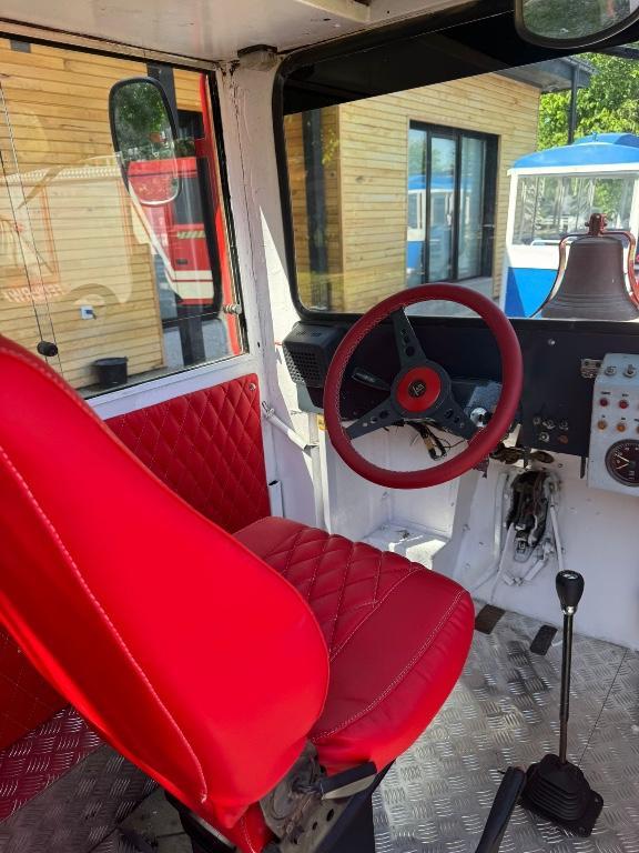 Akval 4x4 Touristen-Züge in Dübendorf - Bild 6