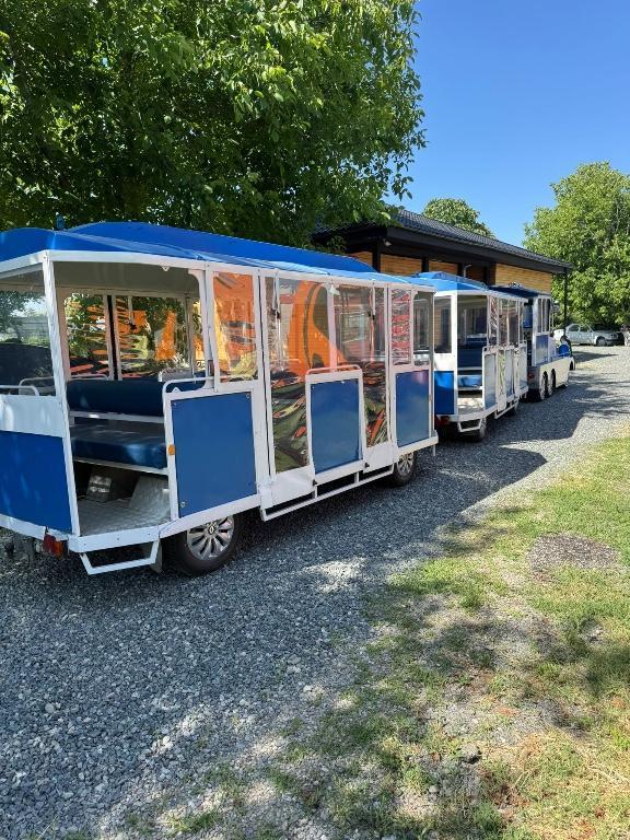 Akval 4x4 Touristen-Züge in Dübendorf - Bild 4
