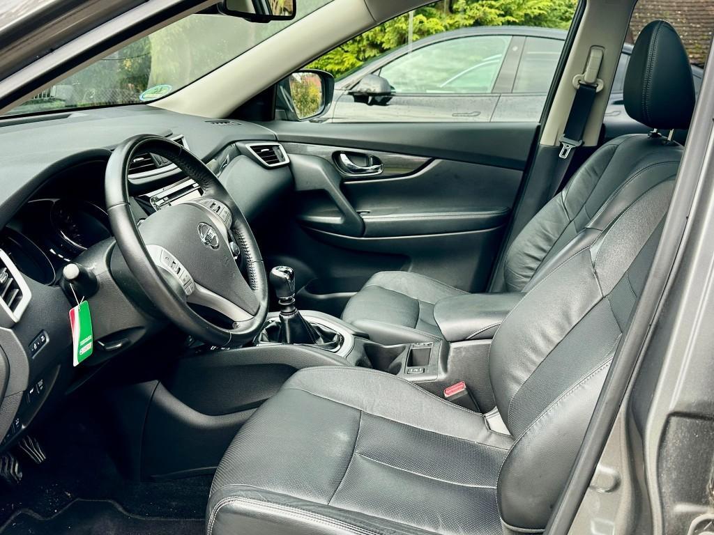 Gepflegter Nissan X-Trail 1.6 dCi Tekna in Opfikon - Bild 2