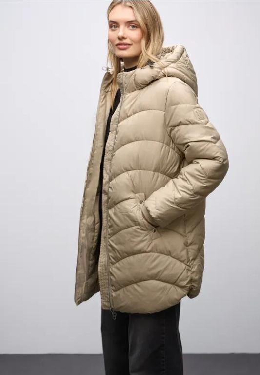 Midi Steppjacke in Chur - Bild 1