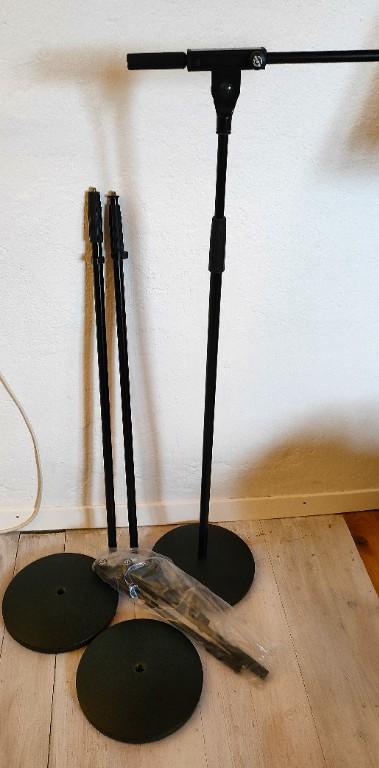 Microphone Stands K&M (3 pieces)-short Arms with Disc Base in Biel - Bild 4