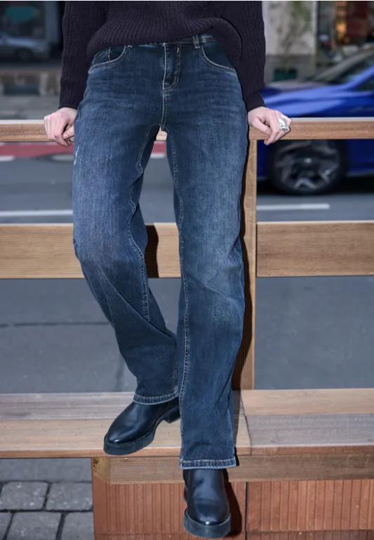Destroyed Look Jeans in Solothurn - Bild 1