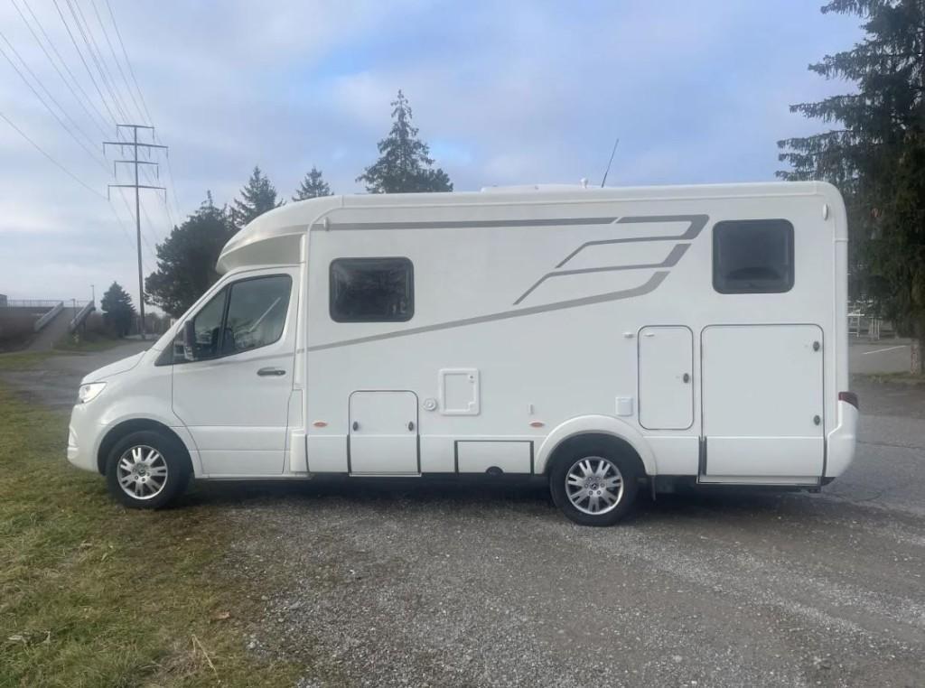 Hymer B MC T580 – 2022 , 170 PS – Automatik – Luxus-Wohnmobil in Emmen - Bild 4