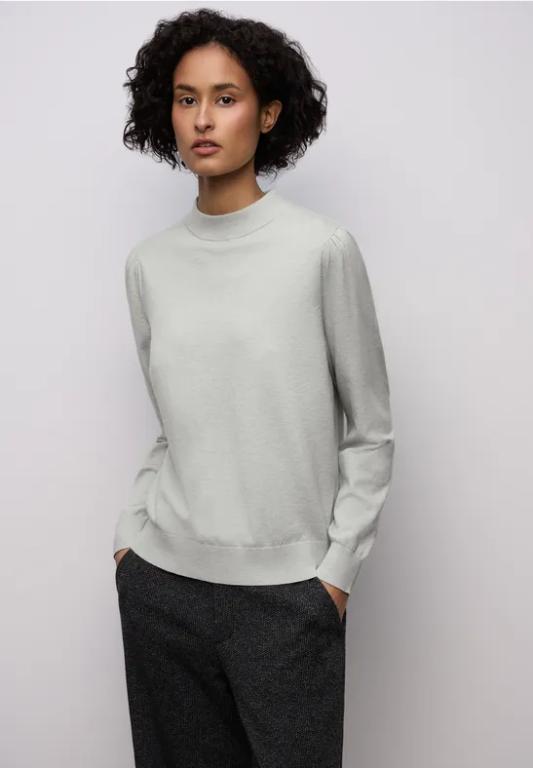 Kuscheliger Basic Pullover in Willisau - Bild 1