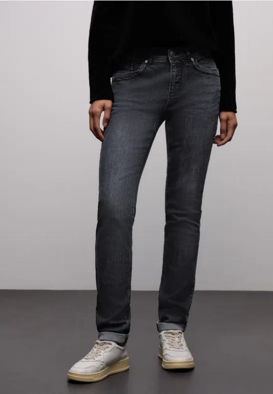 Slim Leg Jeans in Bern - Bild 1