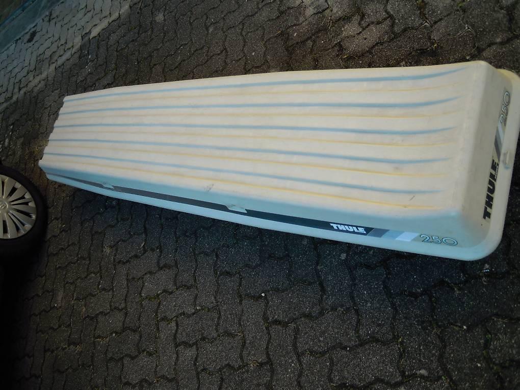 Thule 250 Dachbox / Skibox - Ideal für den Winter! in Münchenstein - Bild 4