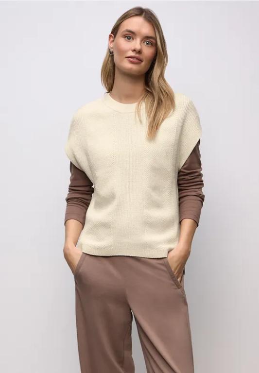 Ärmelloser Chenille Pullover in Embrach - Bild 1
