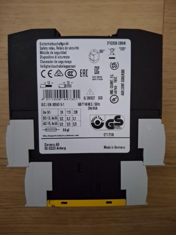 Siemens Safety Relay elektro Material in Thun - Bild 2