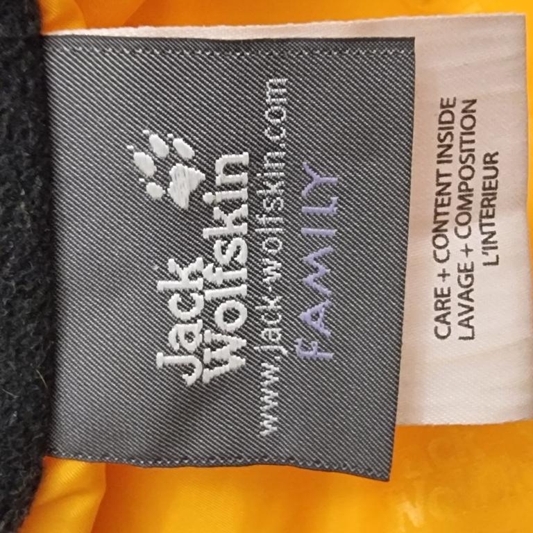Winterjacke wolf skin in Kriens - Bild 3