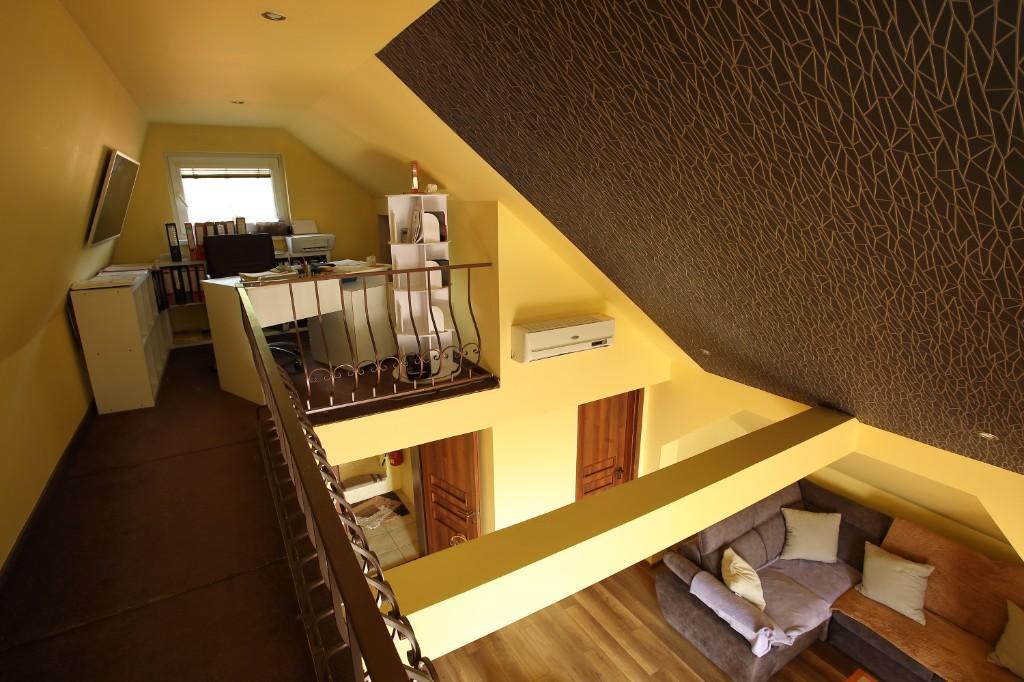 Haus mit Nebenhäusern, Pool und Weinberg in Vinica Preissenkung in der Schweiz - Bild 8