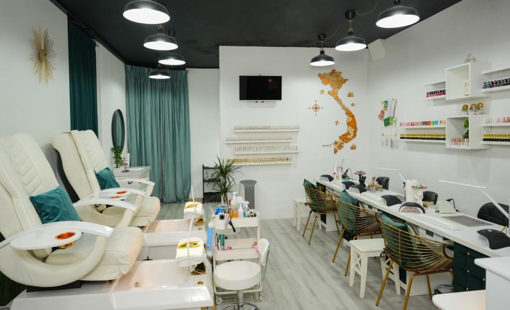 Nails To Go Wallisellen in Mattenhof - Bild 1