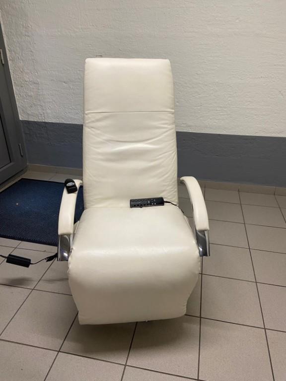 Leder Sessel, Relaxfunktion & Massage in der Schweiz - Bild 1