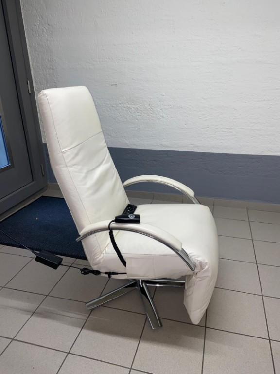 Leder Sessel, Relaxfunktion & Massage in der Schweiz - Bild 3