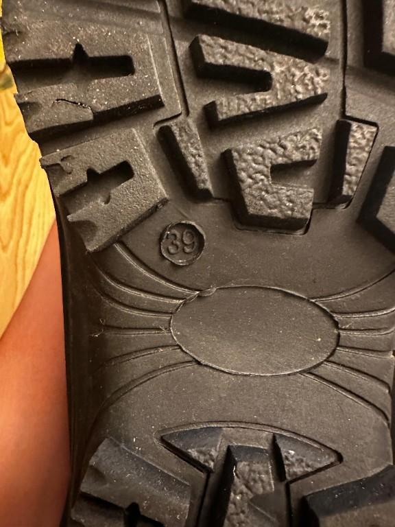 Winterstiefel von Adventuridge, Grösse 39 – wenig gebraucht in Hombrechtikon - Bild 3