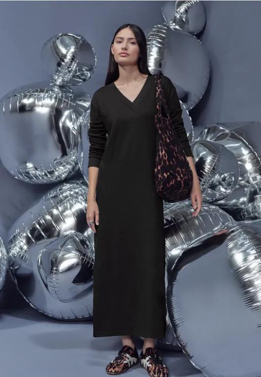 V-Neck Strickkleid in Embrach - Bild 1
