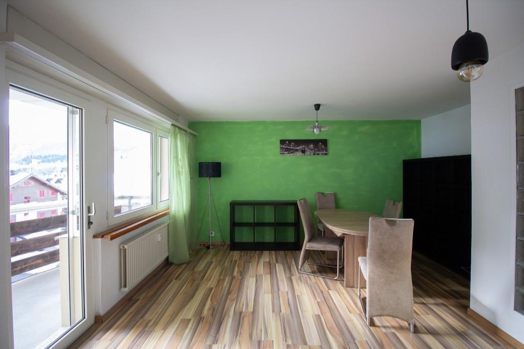 2.5-02, helle 2.5-Zimmer Attikawohnung mit 2 Balkonen in Sierre - Bild 1
