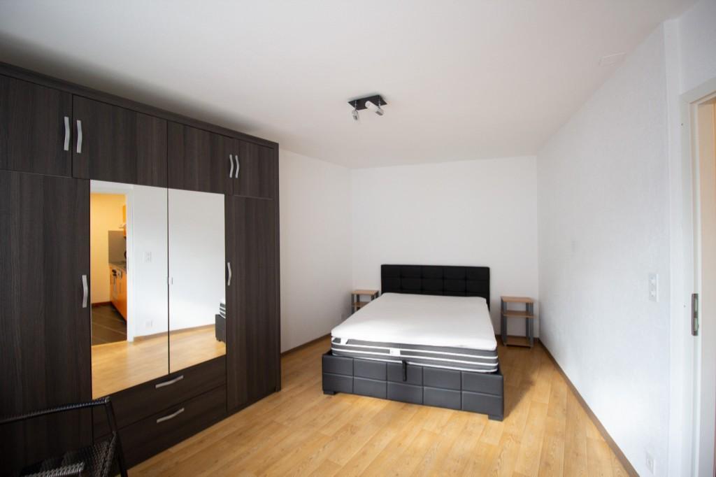 2.5-02, helle 2.5-Zimmer Attikawohnung mit 2 Balkonen in Sierre - Bild 6