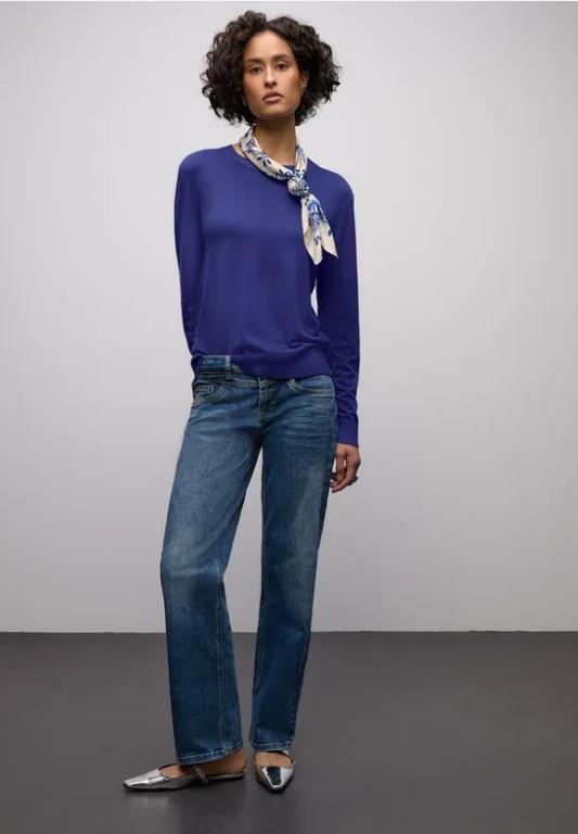 Basic Pullover in Aesch - Bild 1