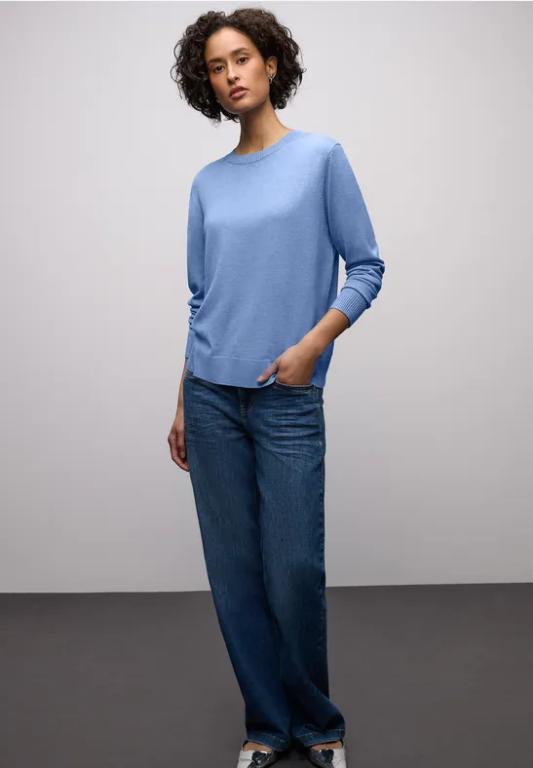 Basic Pullover in Chur - Bild 1