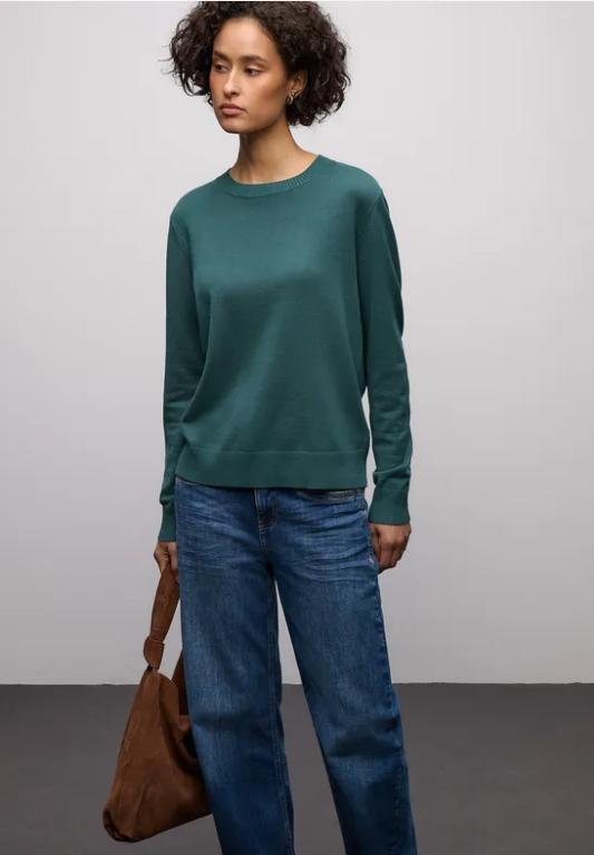 Basic Pullover in Dulliken - Bild 1