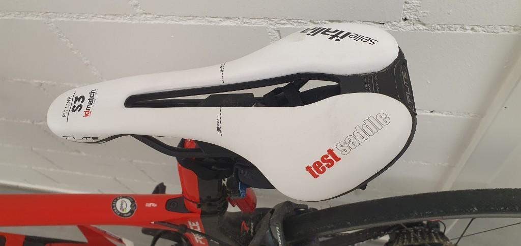 Rennvelo (Pinarello) in Landquart - Bild 1