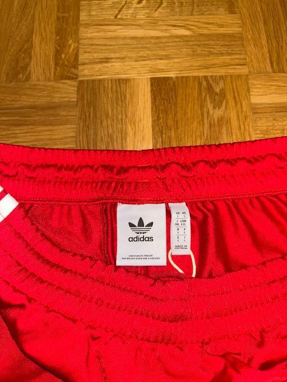 Adidas Trainingshose rot (Grösse L) cooler Look in Bülach - Bild 3