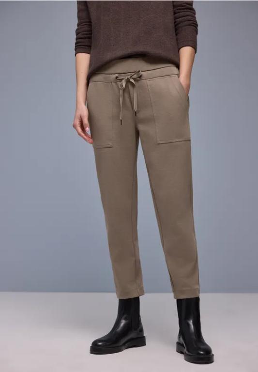Slim Leg Hose in Frauenfeld - Bild 1