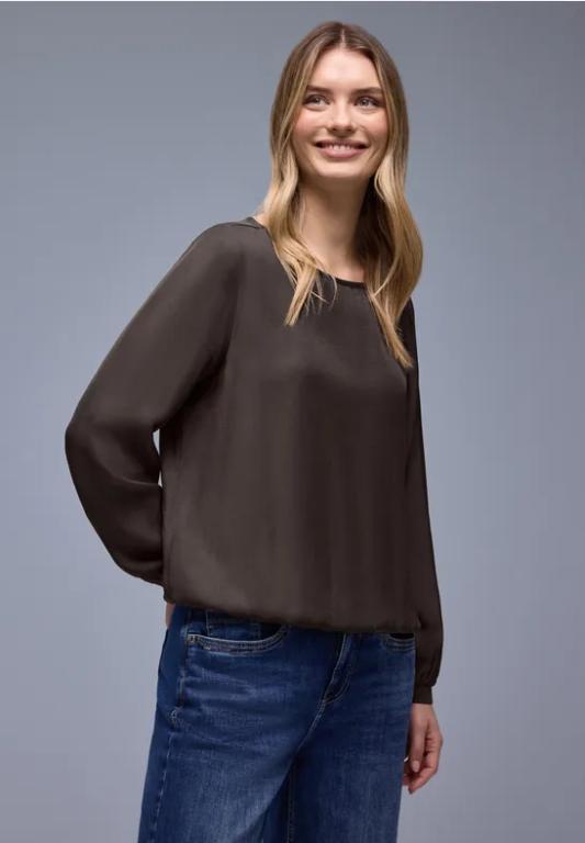 Bluse mit Elastiksaum in Willisau - Bild 1