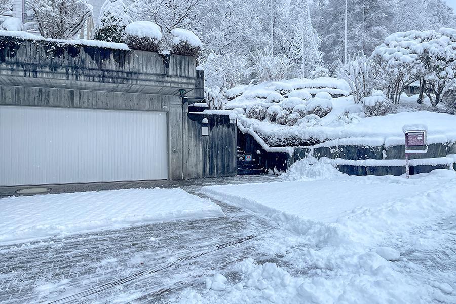Winterdienst für Privatpersonen – zuverlässig durch den Winter in Lachen - Bild 4