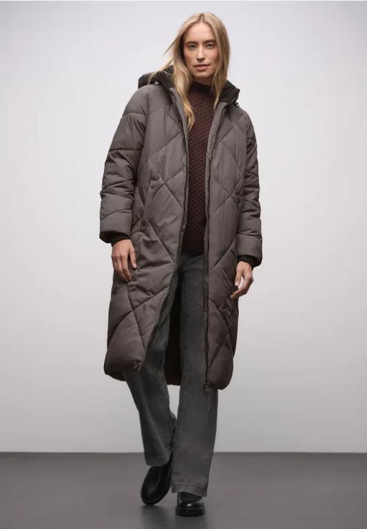 Lange Steppjacke in Dulliken - Bild 1