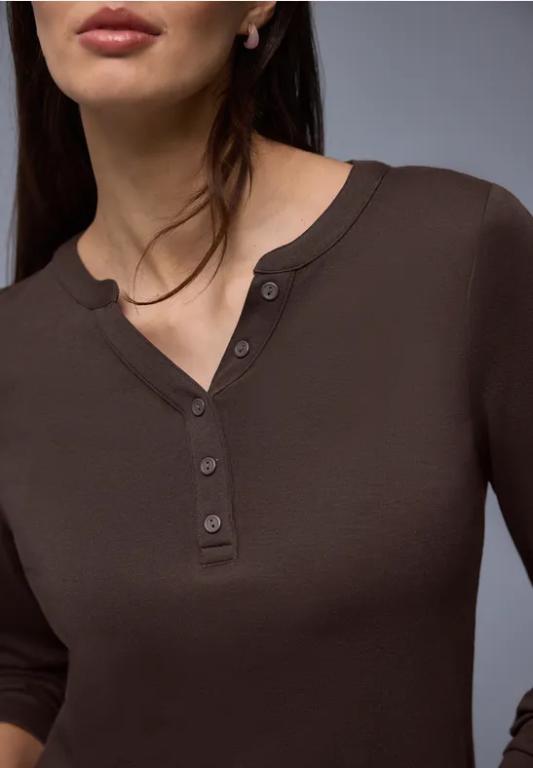 Shirt in Unifarbe in Aesch - Bild 1