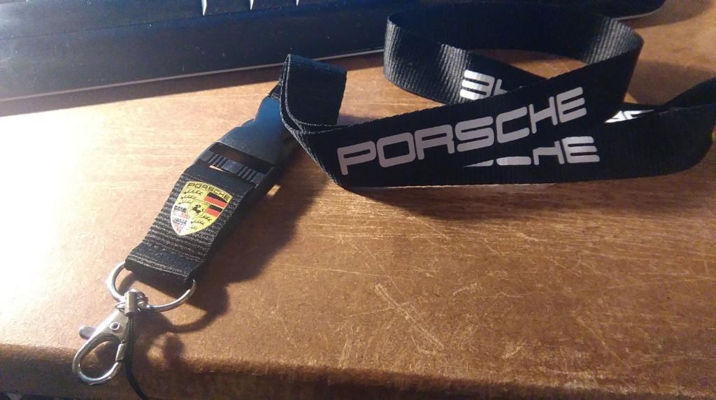 Porsche Auto Schlüsselband Schlüsselanhänger Schlüssel Anhänger in Brig - Bild 1
