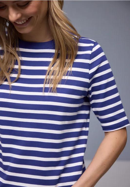 Kurzarm T-Shirt mit Streifenmuster in Solothurn - Bild 1