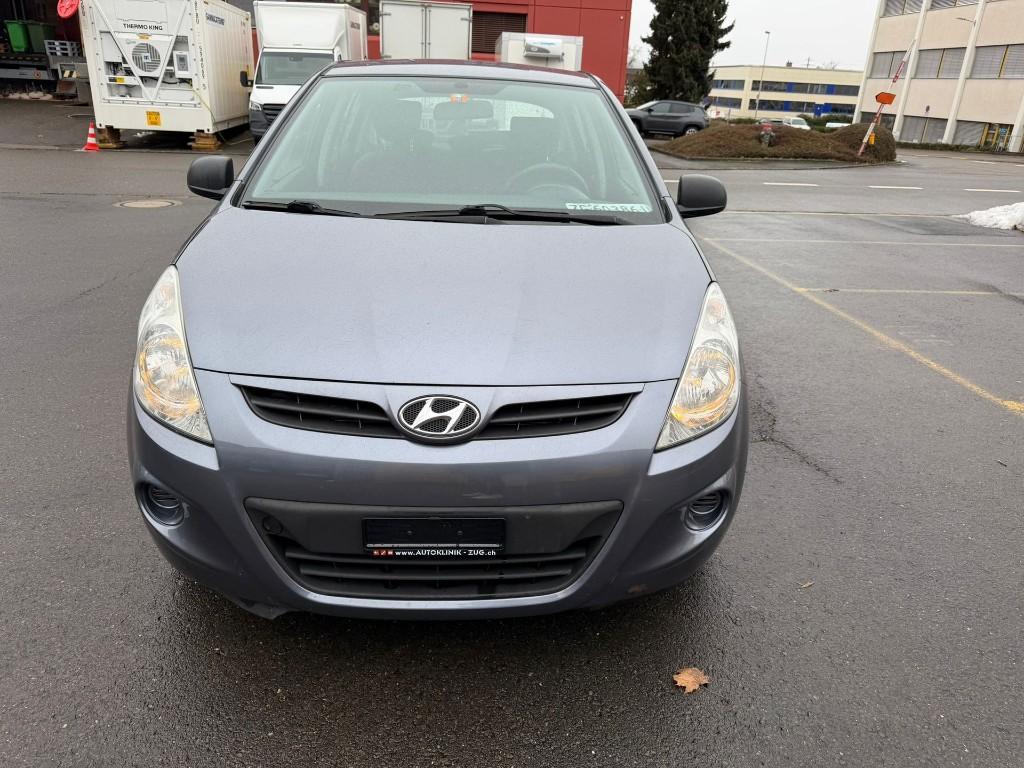 HYUNDAI i20 1.2 Comfort in der Schweiz - Bild 2