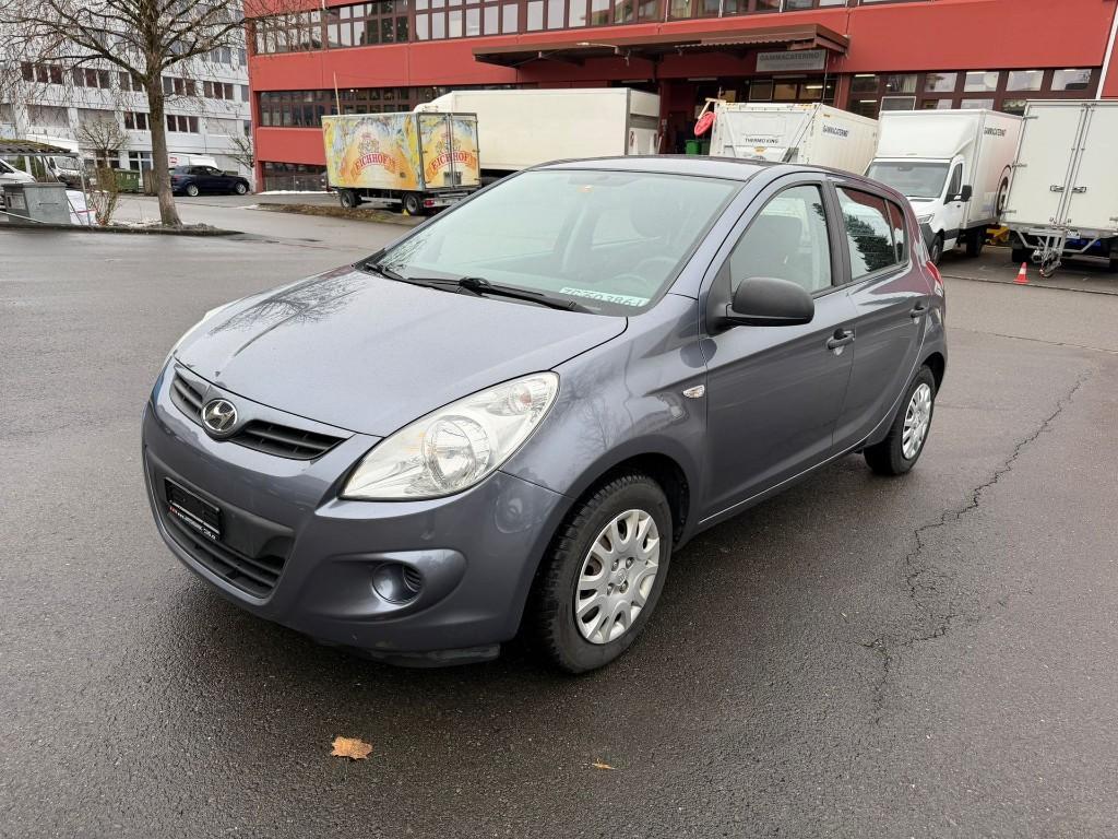 HYUNDAI i20 1.2 Comfort in der Schweiz - Bild 3