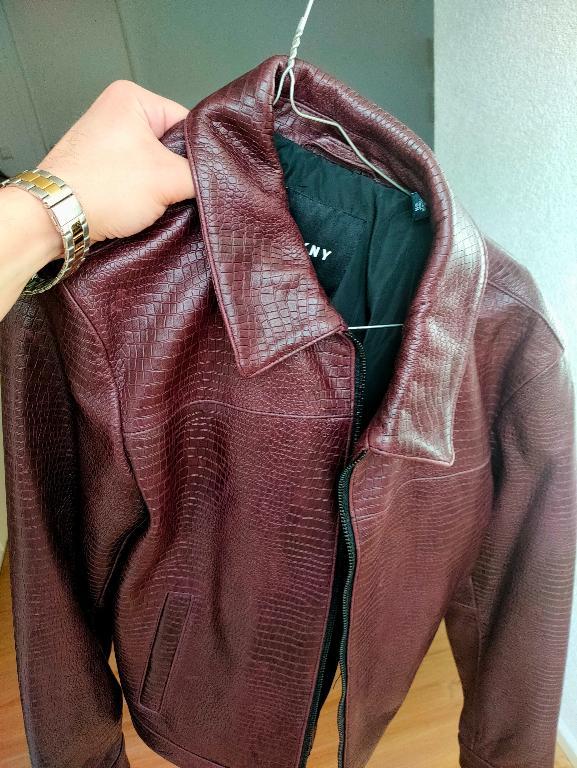 DKNY Jacke NEU mit US-Preisschild, ungetragen in Aesch - Bild 1
