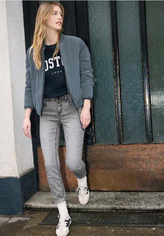 Slim Leg Jeans in Oftringen - Bild 1