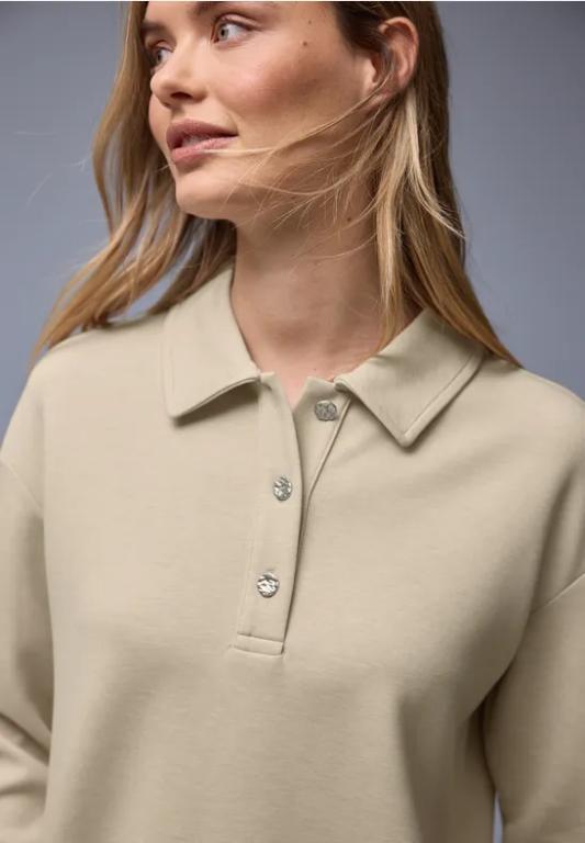 Poloshirt in Aesch - Bild 1