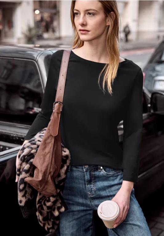 Basic Shirt mit U-Boot-Ausschnitt in Dulliken - Bild 1