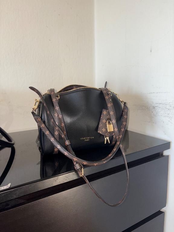 Louis vuitton express pm 26cm in Urdorf - Bild 1