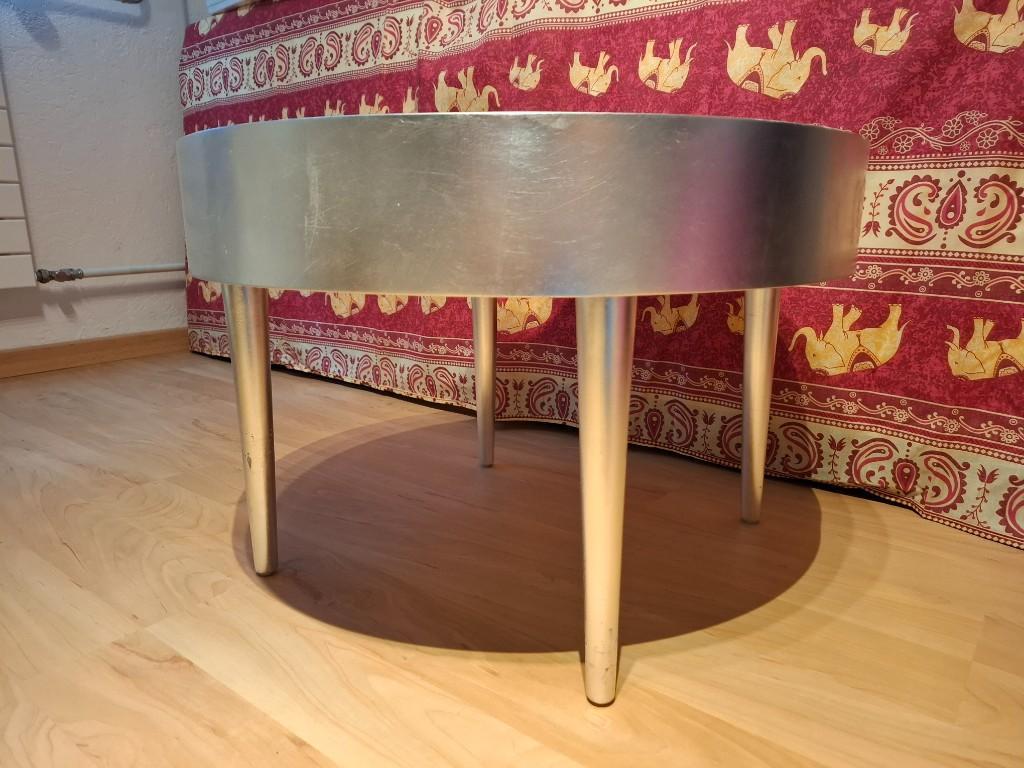 Silberne Salon Tische in der Schweiz - Bild 4