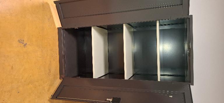 Lista Metallschrank mit Flugrost 80x65x183cm in Brugg - Bild 2