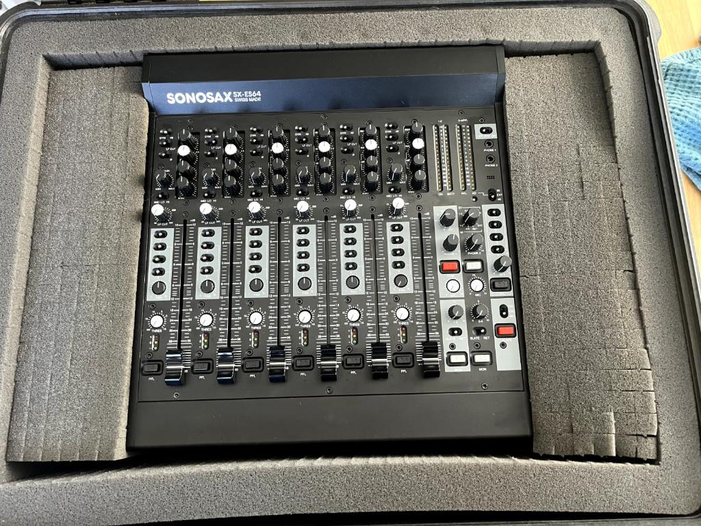 Sonosax SX-ES64 mit 6x EQ Modulen in Urdorf - Bild 2