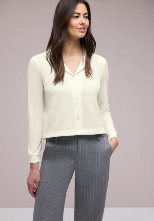 Langarm Jacke mit V-Neck in Willisau - Bild 1