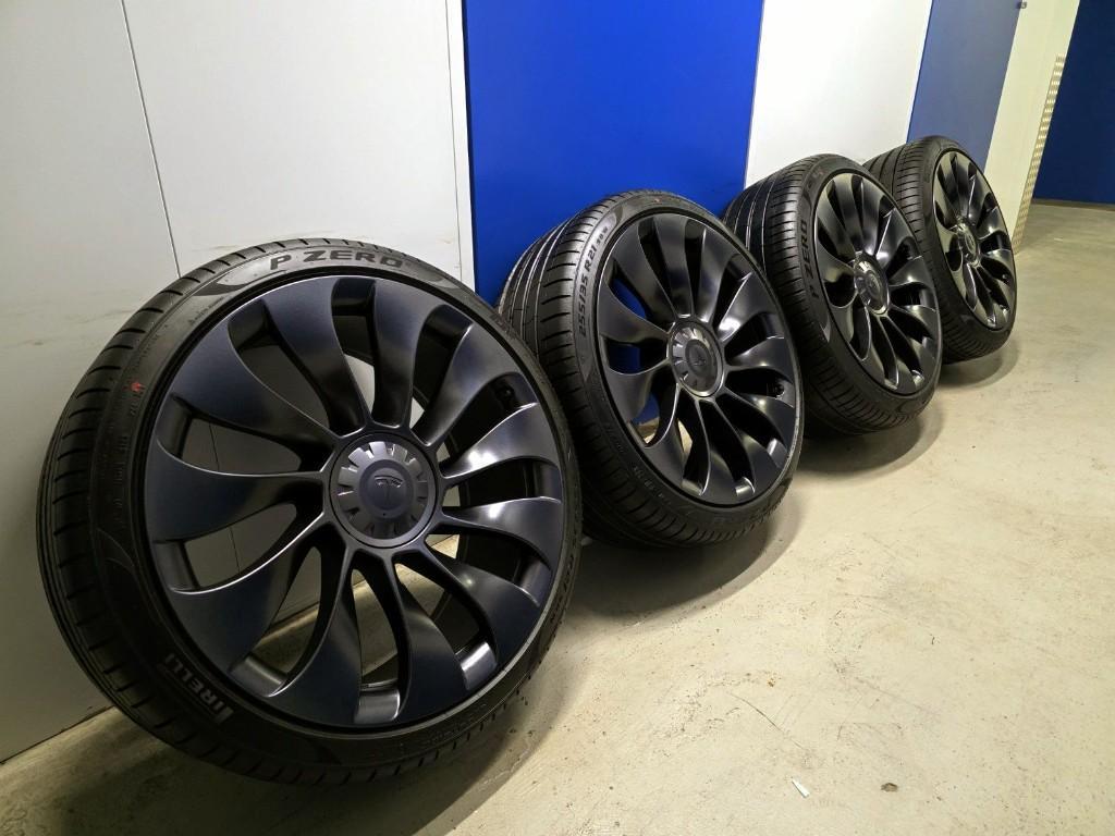 Tesla Model Y 21 Zoll Sommerräder in Olten - Bild 2