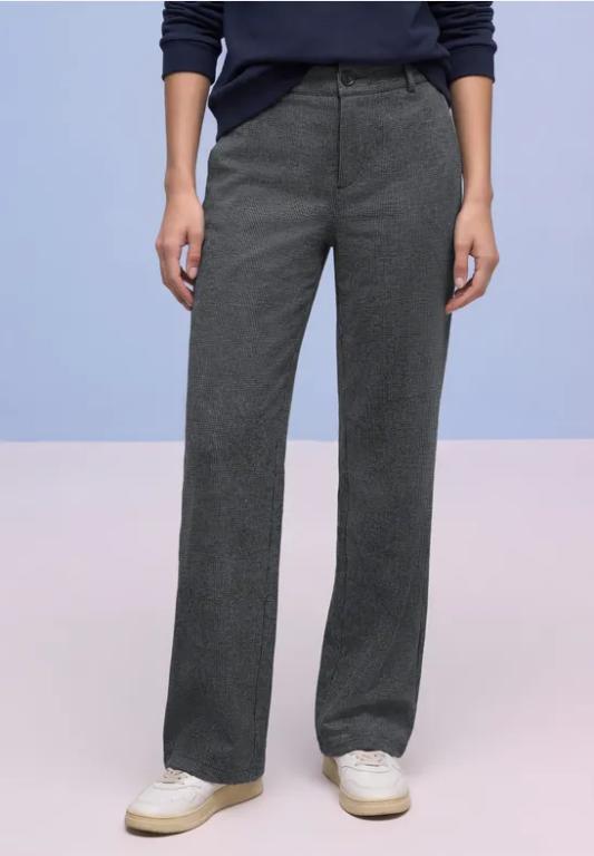 Straight Leg Hose in Embrach - Bild 1