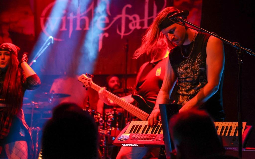Klavierunterricht (Rock, Pop, Arrangieren, Bandvorbereitung) in Regensdorf - Bild 2