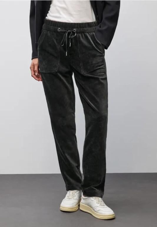 Loose Fit Cordhose in Appenzell - Bild 1