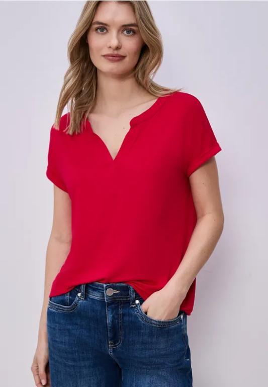 T-Shirt mit Split Neck und Elastiksaum in Willisau - Bild 1